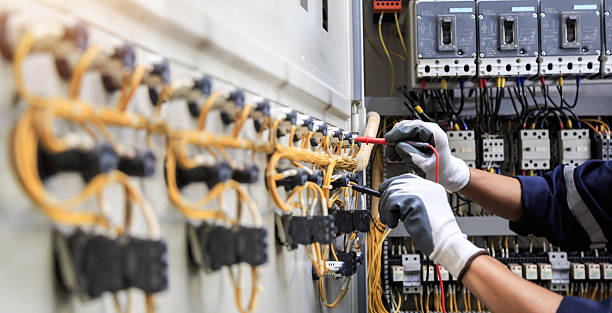 Professional Electrician technician working in Valhalla, NY